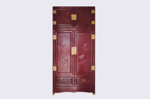 郑州高端中式家居装修深红色纯实木衣柜