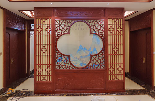 郑州会所室内装修中式仿古实木屏风隔断展示